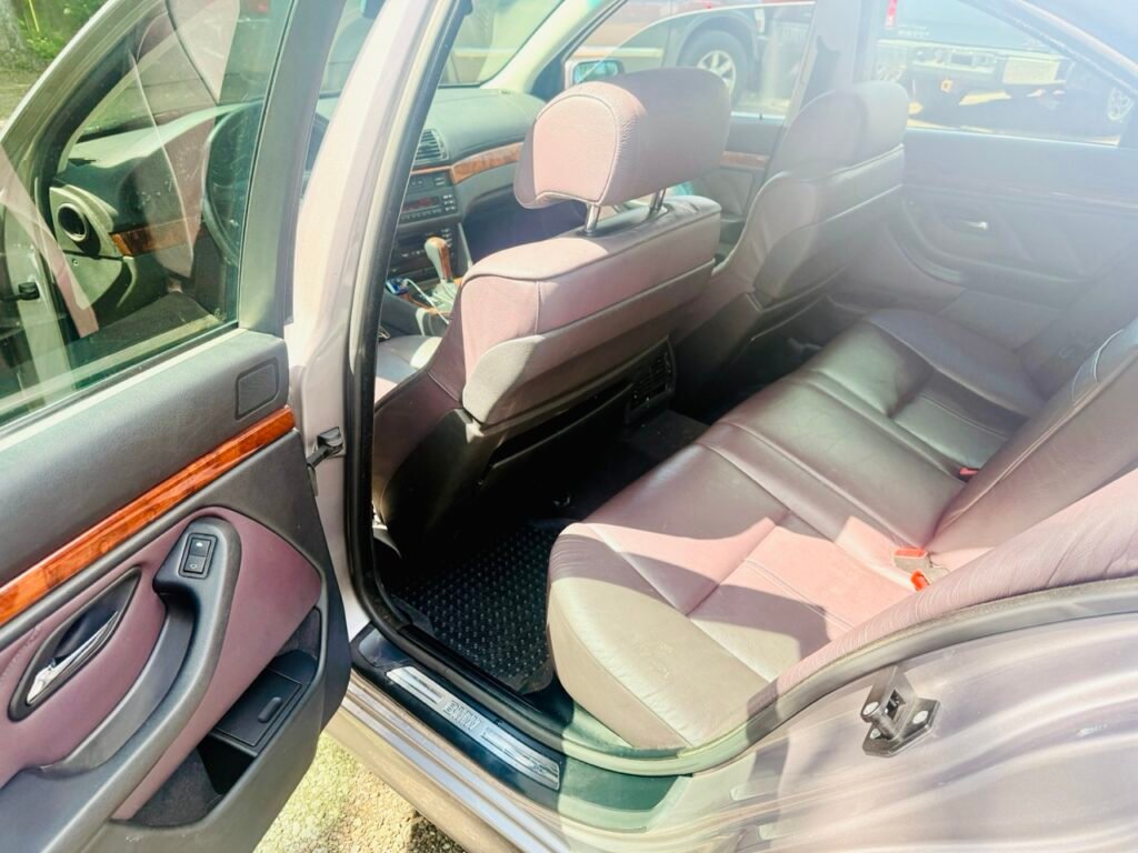 1998 BMW 540I V8 RWD 188K