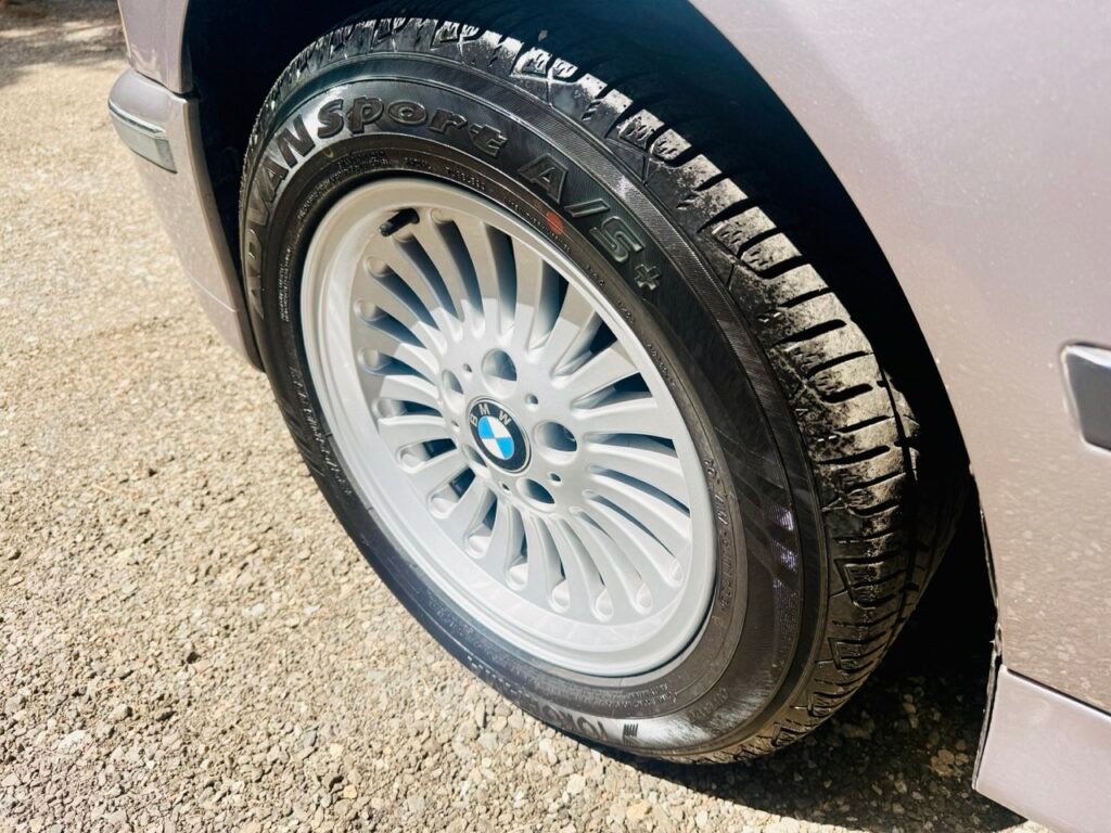 1998 BMW 540I V8 RWD 188K
