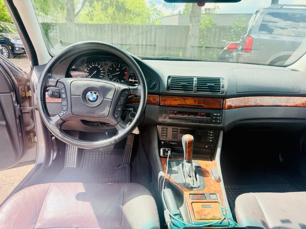 1998 BMW 540I V8 RWD 188K